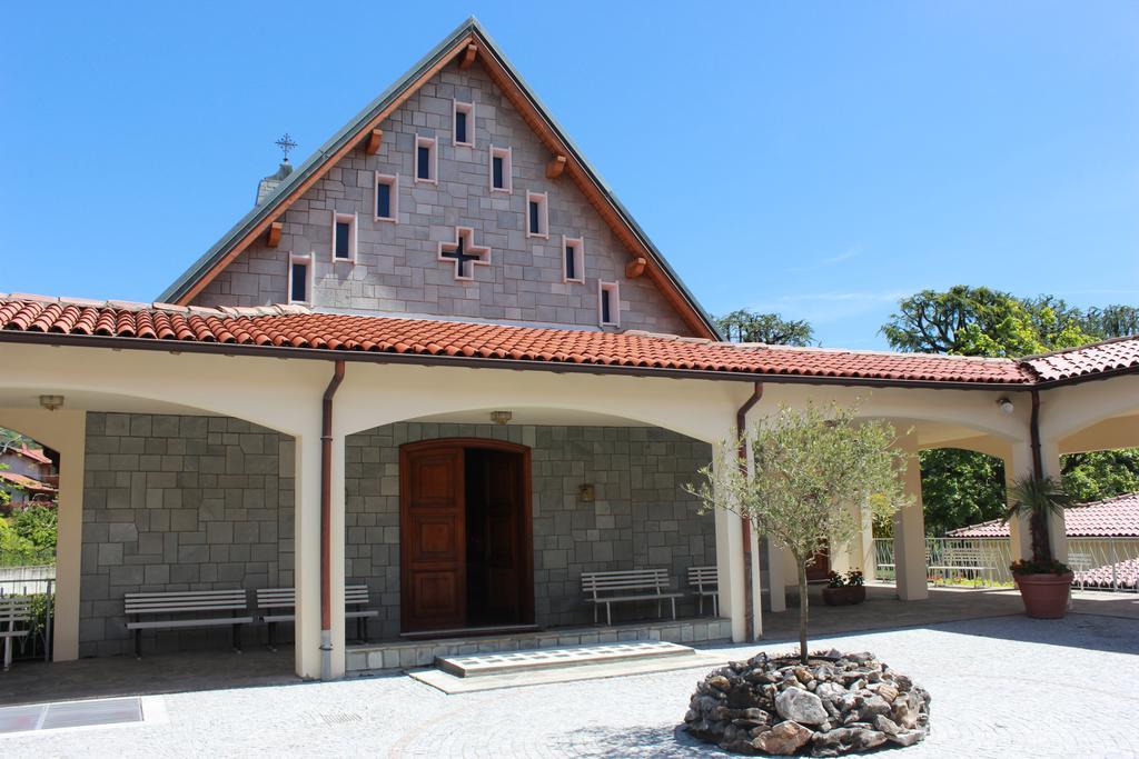 Centro Di Spiritualita Maria Candida Armeno Exterior foto