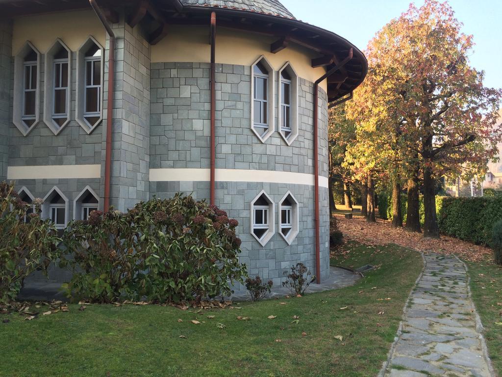 Centro Di Spiritualita Maria Candida Armeno Exterior foto