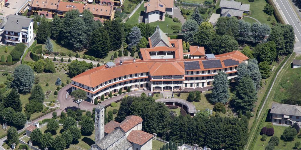 Centro Di Spiritualita Maria Candida Armeno Exterior foto